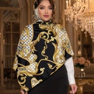 روسری طرح باروک مشکی و طلایی